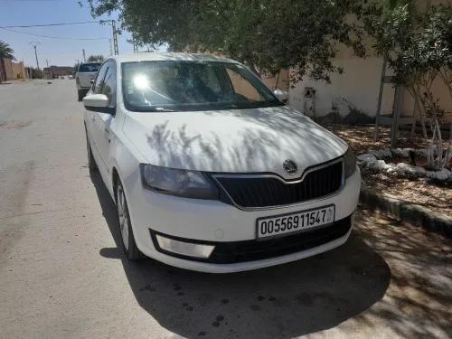 Skoda Rapid 2015 Ambition