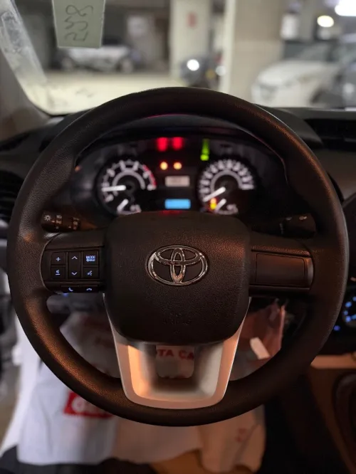 Toyota Hilux 2026 