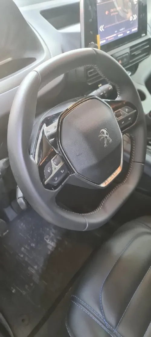 Peugeot Partner 2022 Tepee Allure 