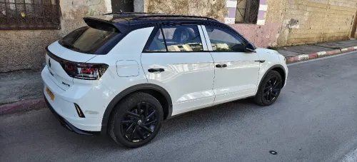 Volkswagen T-Roc 2025 