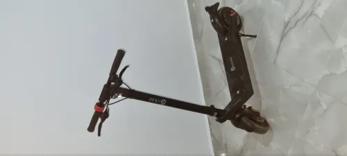 2 trottinette électrique 1 vélo électrique 