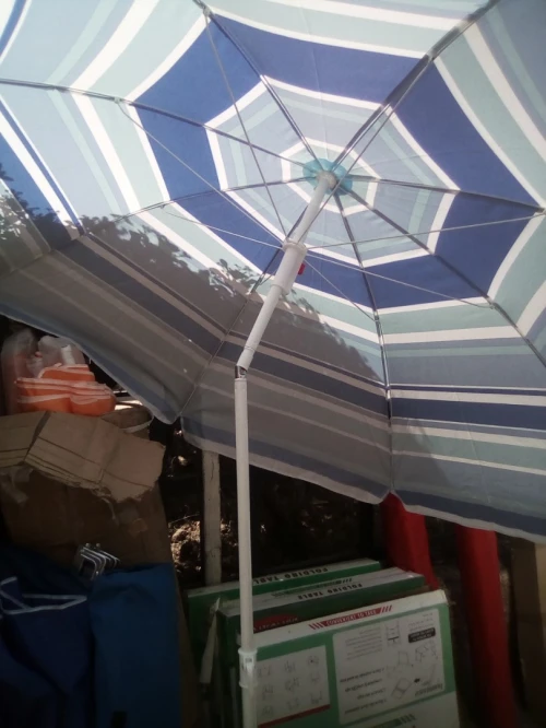 Chaise et parasol de plage