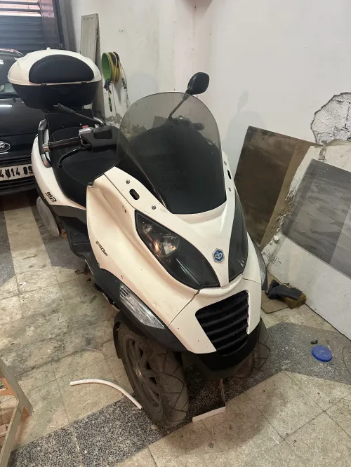 Piaggio 250 mpi Piaggio deuxroues 2009