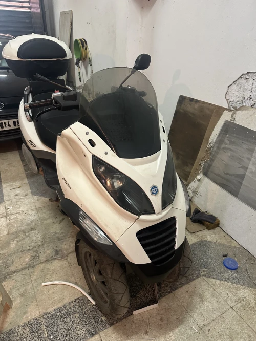 Piaggio 250 mpi Piaggio deuxroues 2009