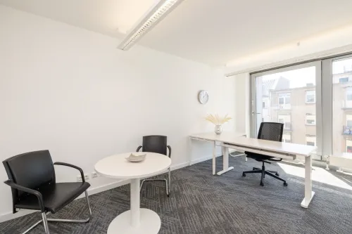Bureau privé à louer pour 1 personne à Algiers, Regus Said Hamdine