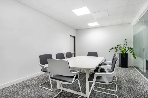 Bureau en espace ouvert à louer pour 15 personnes à Oran, Cintra