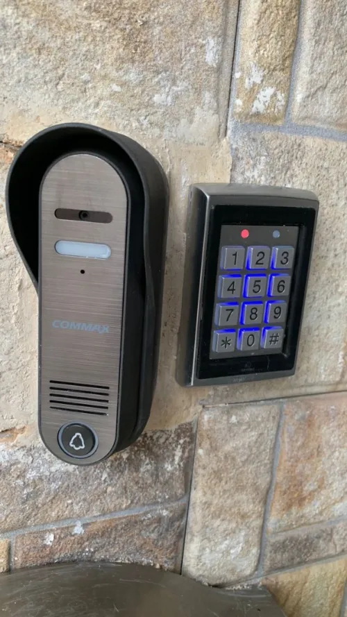 تركيب كاميرات المراقبة Installation camera DE surveillance