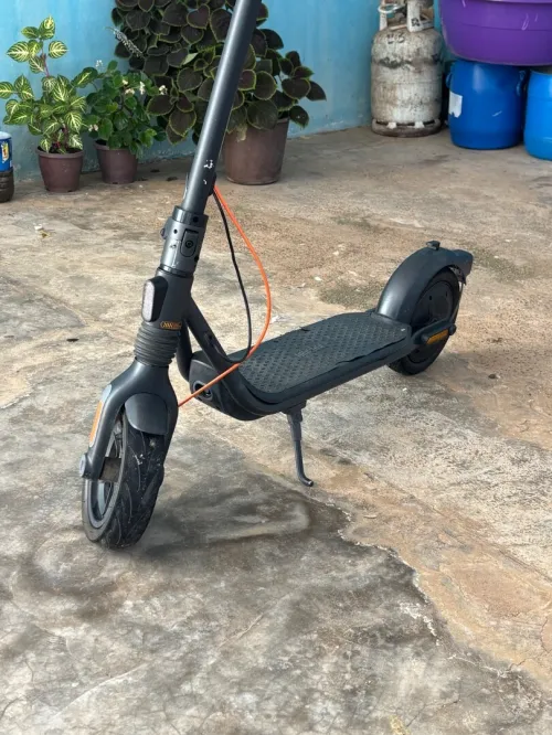 Trottinette électrique ninebot f2 pro