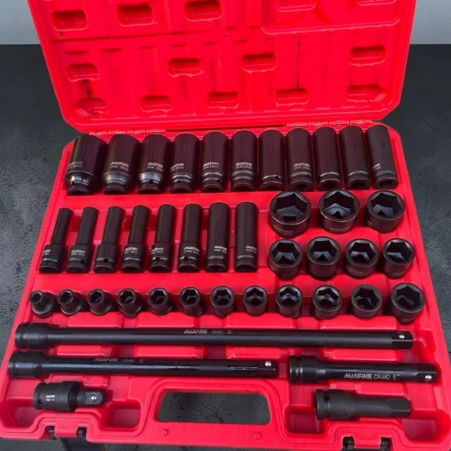 Caisse a douille 1/2" du 8 a 32mm a choc avec rallonge