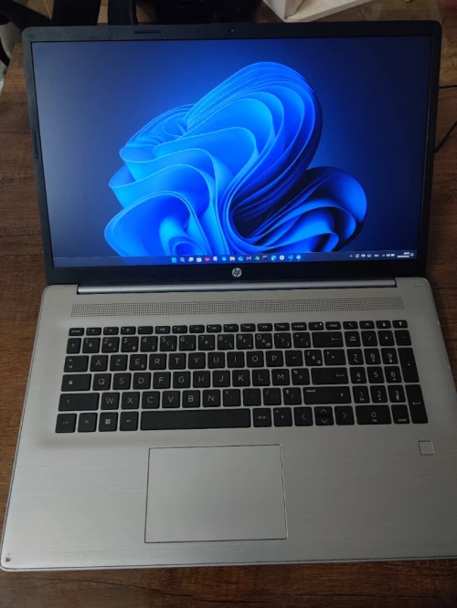 Hp 470 G8 notebook pc