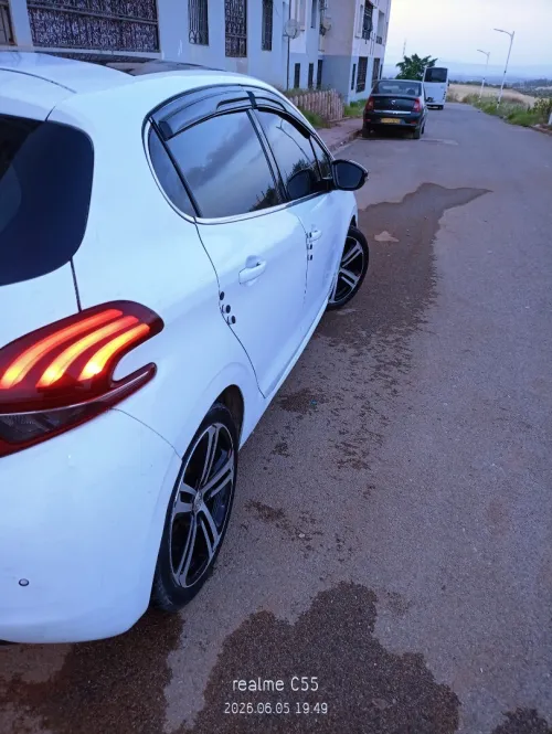 Peugeot 208 2018 GT Line