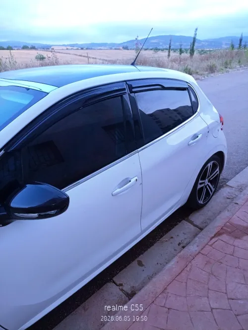 Peugeot 208 2018 GT Line