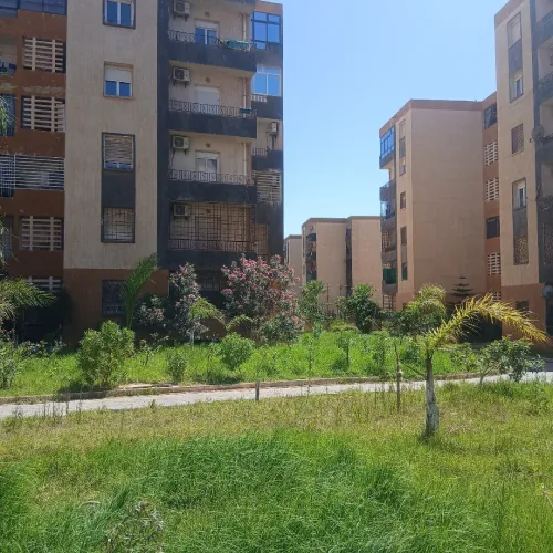 Vente Appartement F4 Oran Sidi chami
