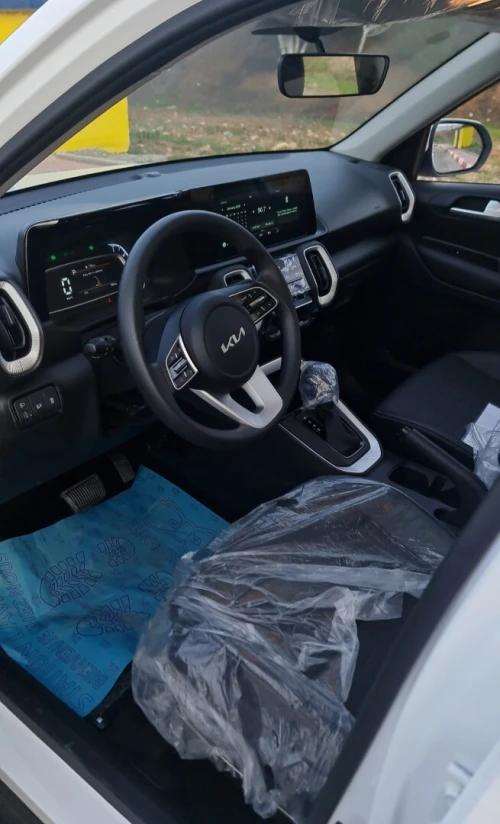 Kia Sonet  2025 Luxyru