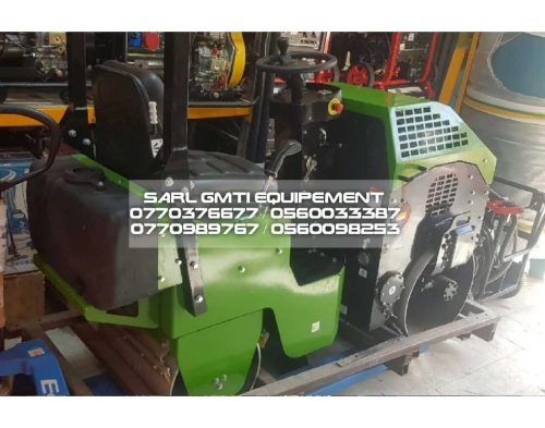 Compacteur diesel , compresseur 1000lt atlas copco , dame sauteuse , plaque vibrante , monte charge