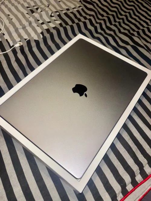 MacBook Pro 2023 M2 16inch