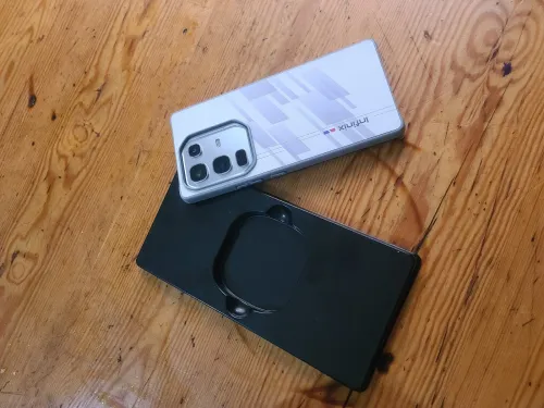 Téléphone quasi-neuve Infinix Note 50 Pro Infinix Note 50 Pro