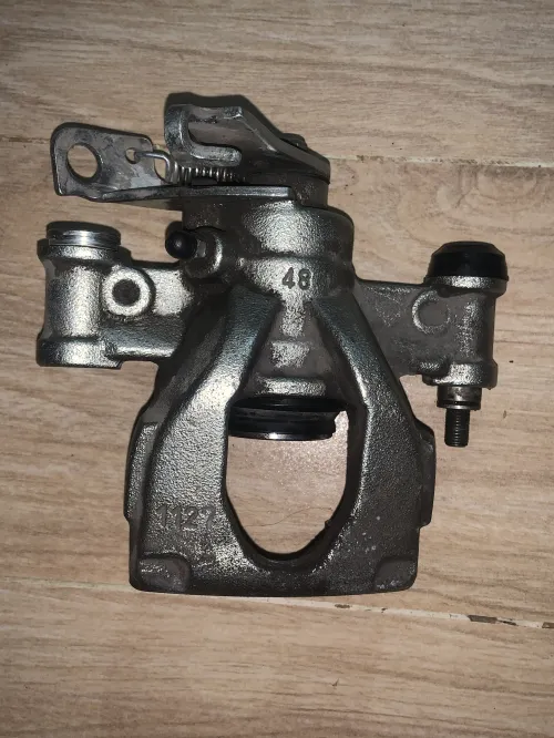Étrier de frien master 3 arrière gauche