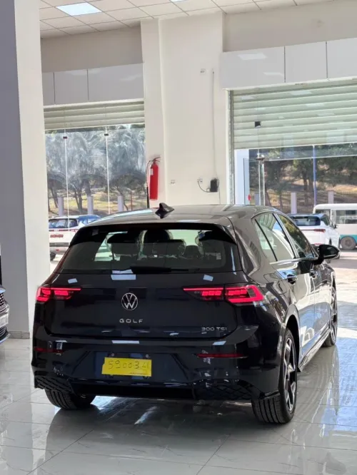 Volkswagen Golf 8 2025 R-Line