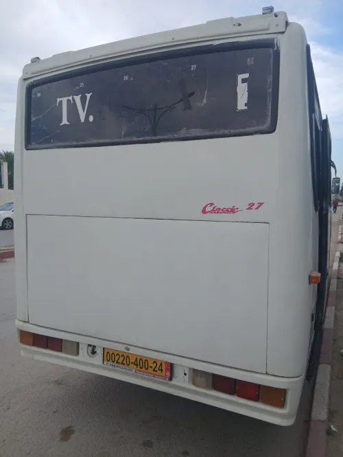 Isuzu classique D27 2000