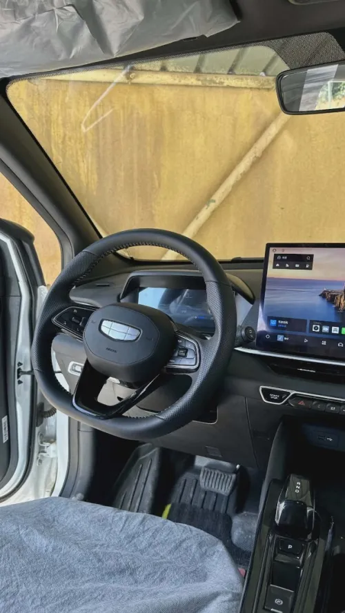 Geely Coolray 2025 Star diamond avec toit ouvrant