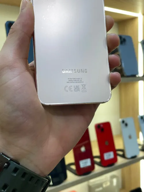 Samsung S22 8RAM 128GB