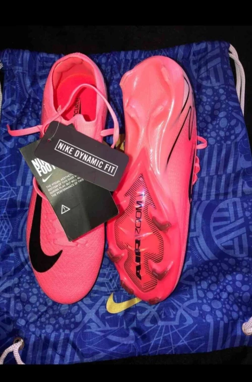 soulier nike mercurial vapor 16 pointure 43