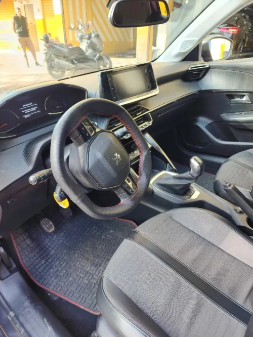Peugeot 208 2022 