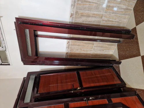 أبواب داخلية المنيوم (portes d'intérieurs en aluminium)