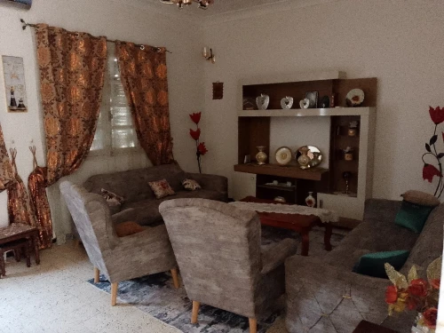 Vente Appartement Niveau de villa F10+ Batna Batna