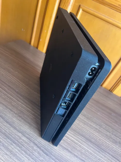 Sony PlayStation 4 slim