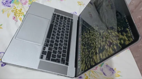 Mackbook pro 2019 touchbarre