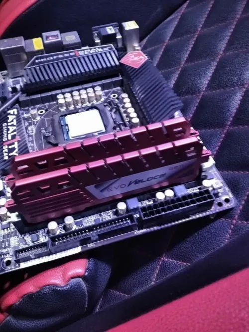 Carte mere/cpu/ram