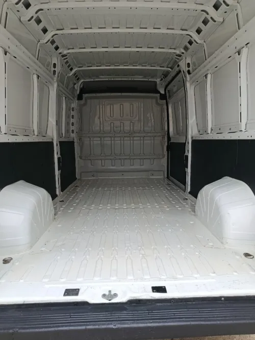 Sur Peugeot Boxer 3 panneaux 2015