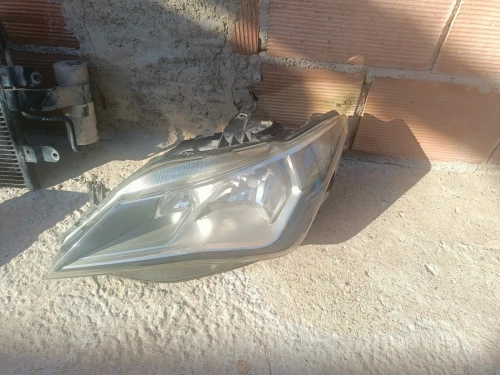 Cendrier golf 4, pneu + jante 15", phare avant gauche ibiza 2015