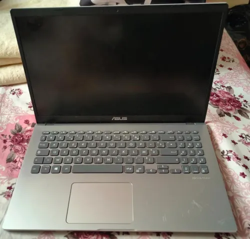 ASUS i3 10th 4GB RAM
