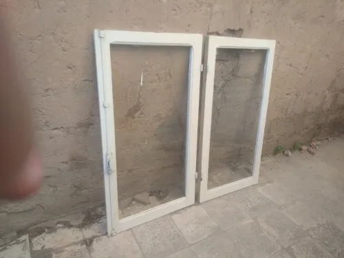 Fenêtre de meuble 