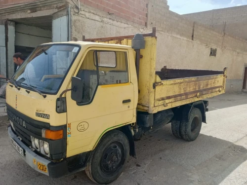 Toyota Dyna 1986