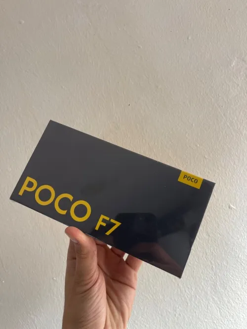 Poco F7