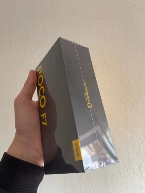 Poco F7