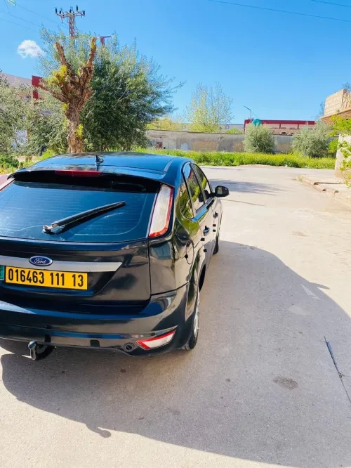 Ford Focus 4 portes 2011 Focus 4 portes