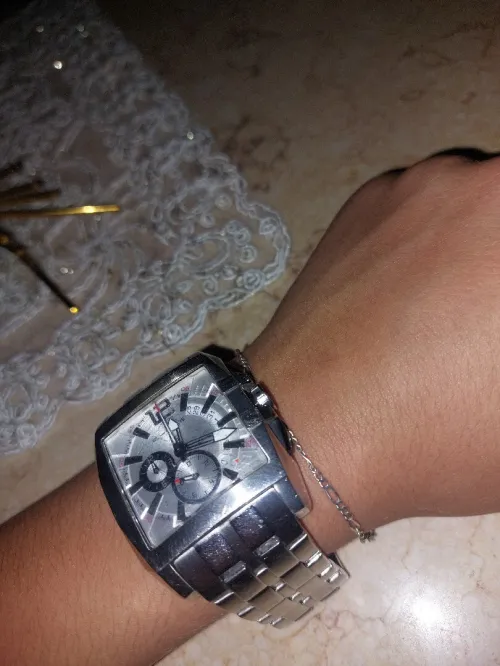 FESTINA