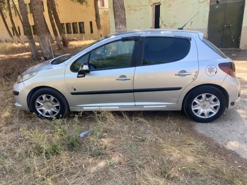Peugeot 207 2008 207