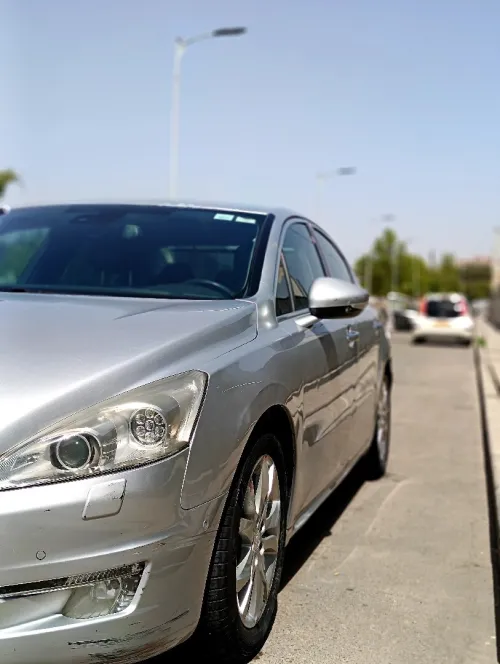 Peugeot 508 2011 Cara