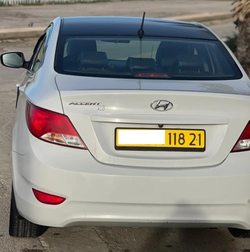 Hyundai Accent RB  4 portes 2018 Accent RB  4 portes
