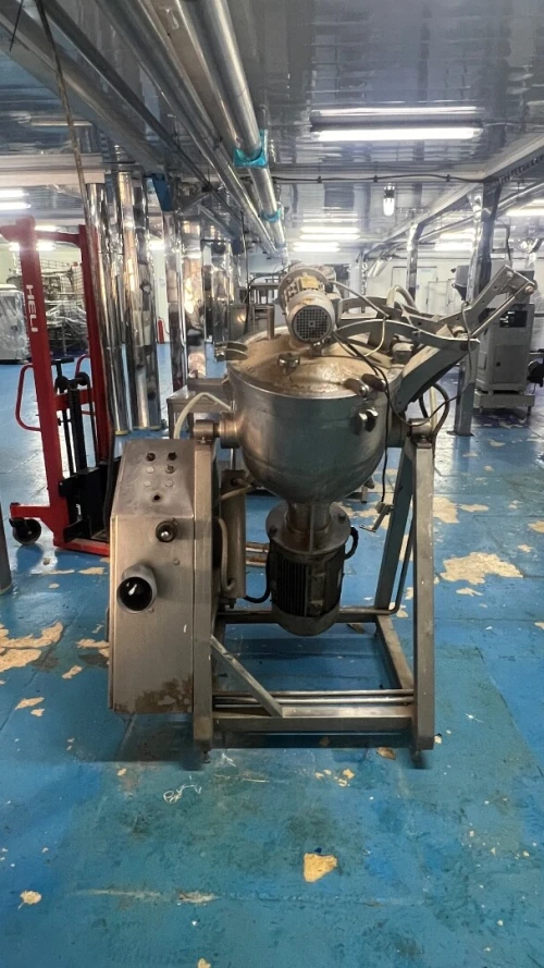Vente de matériel pour laiterie, fabrication de fromage et fromage fondu, pour ateliers et usines.