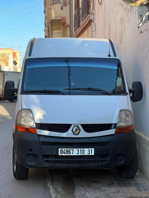 Renault Monster 2010