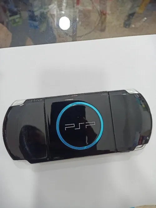 Psp très bonne état très bonne occasion