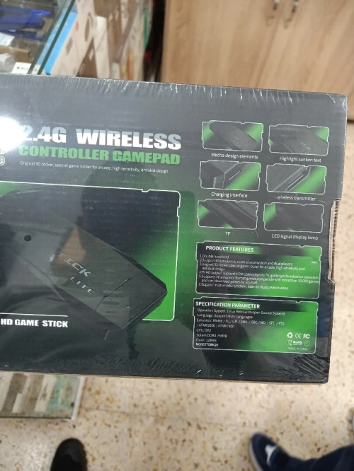 Controller gamepad فيها 10000 لعبة