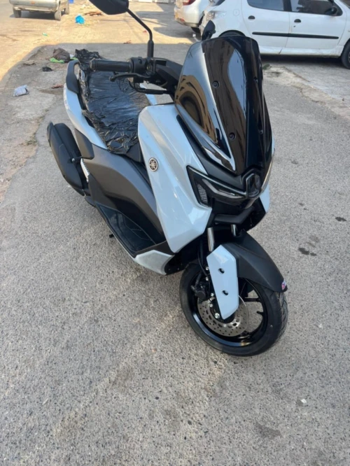 Yamaha NMAX Tech max 2025